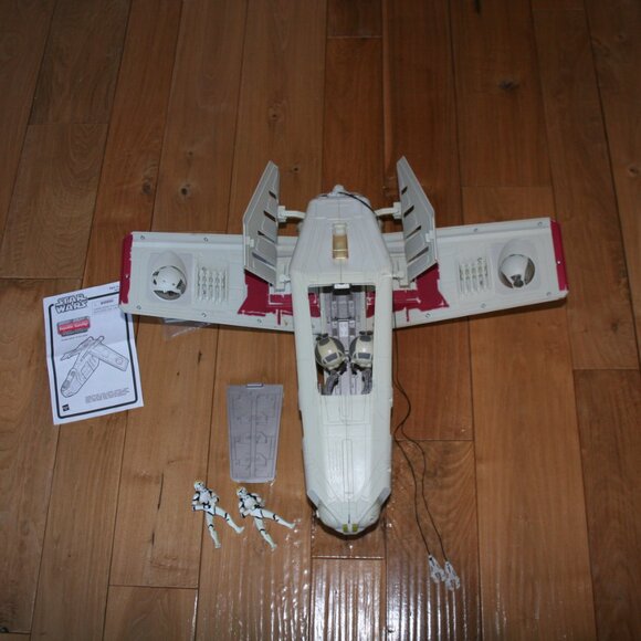 Star Wars Attack of the Clones Republic Gunship - Picture 9 of 13